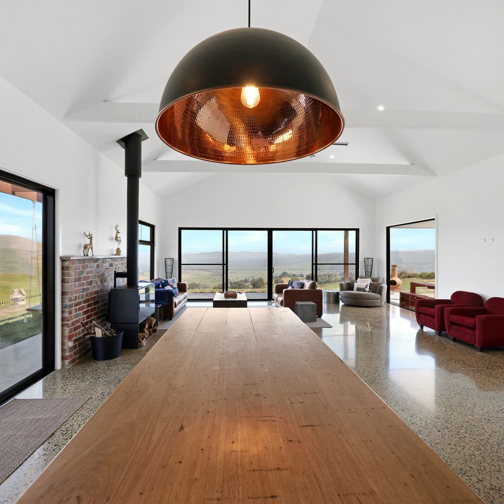 Half Mile High – Merrijig – Sleeps 10