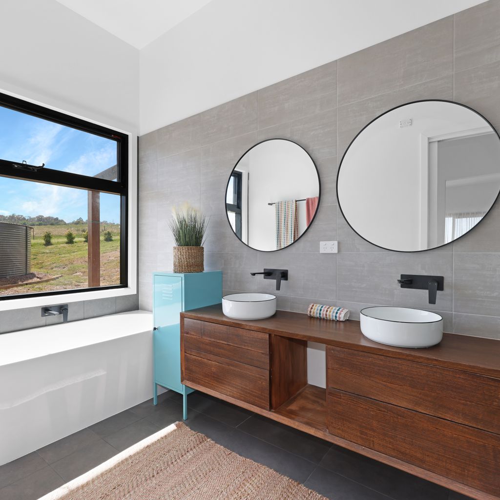 Half Mile High – Merrijig – Sleeps 10