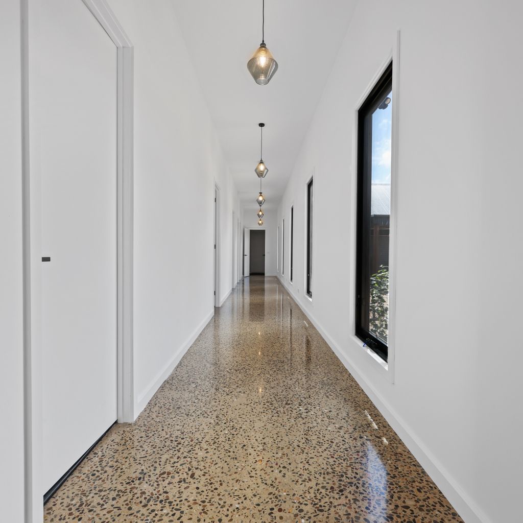 Half Mile High – Merrijig – Sleeps 10