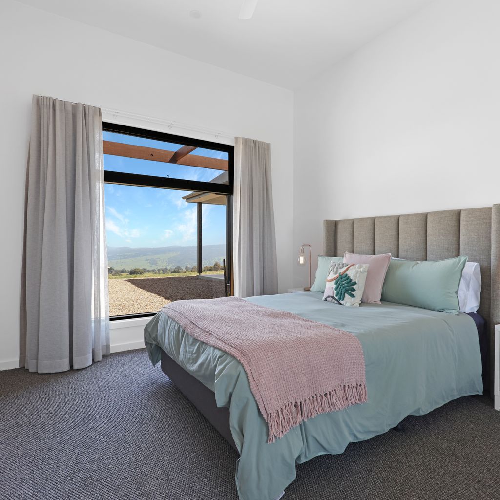 Half Mile High – Merrijig – Sleeps 10