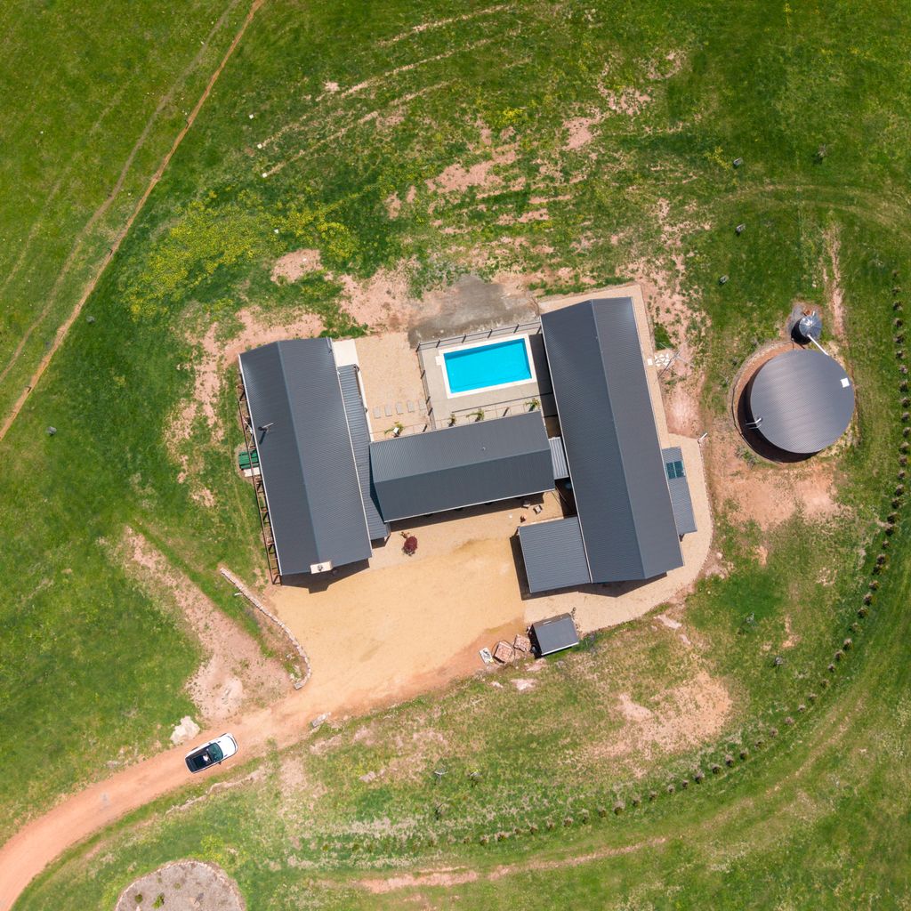 Half Mile High – Merrijig – Sleeps 10