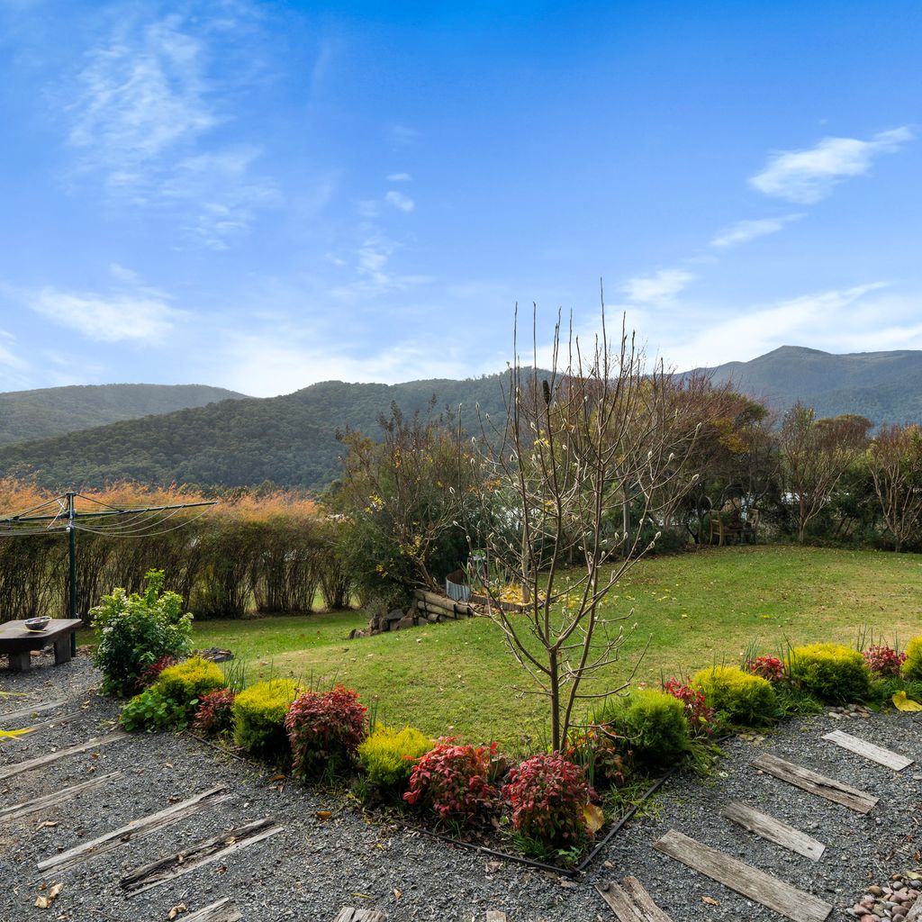 Luxury 5BR Mountain Home | Mt Buller Views