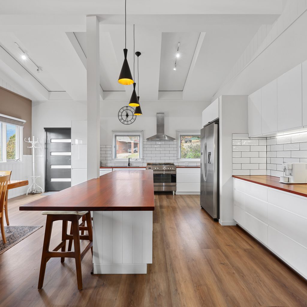 Luxury 5BR Mountain Home | Mt Buller Views