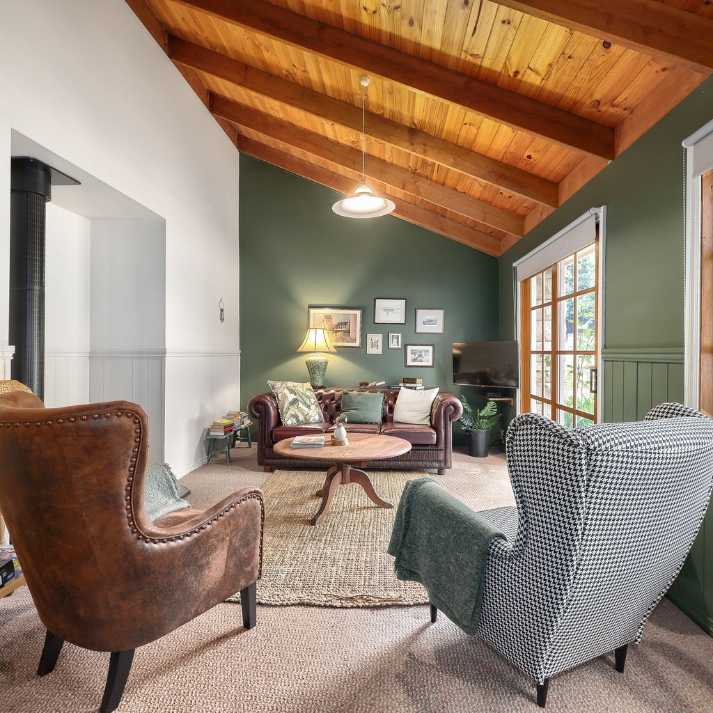 Jamieson Cottages – Cottage ONE – Sleeps 4