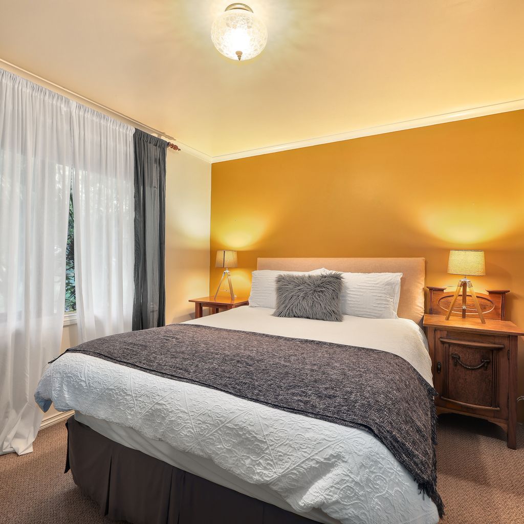 Jamieson Cottages – All Four Cottages – Sleeps 16