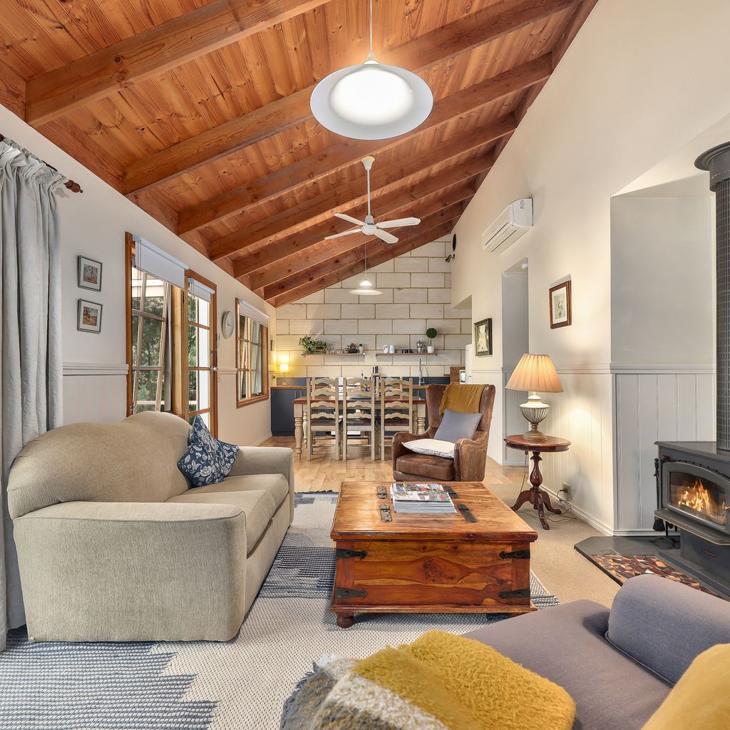 Jamieson Cottages – All Four Cottages – Sleeps 16