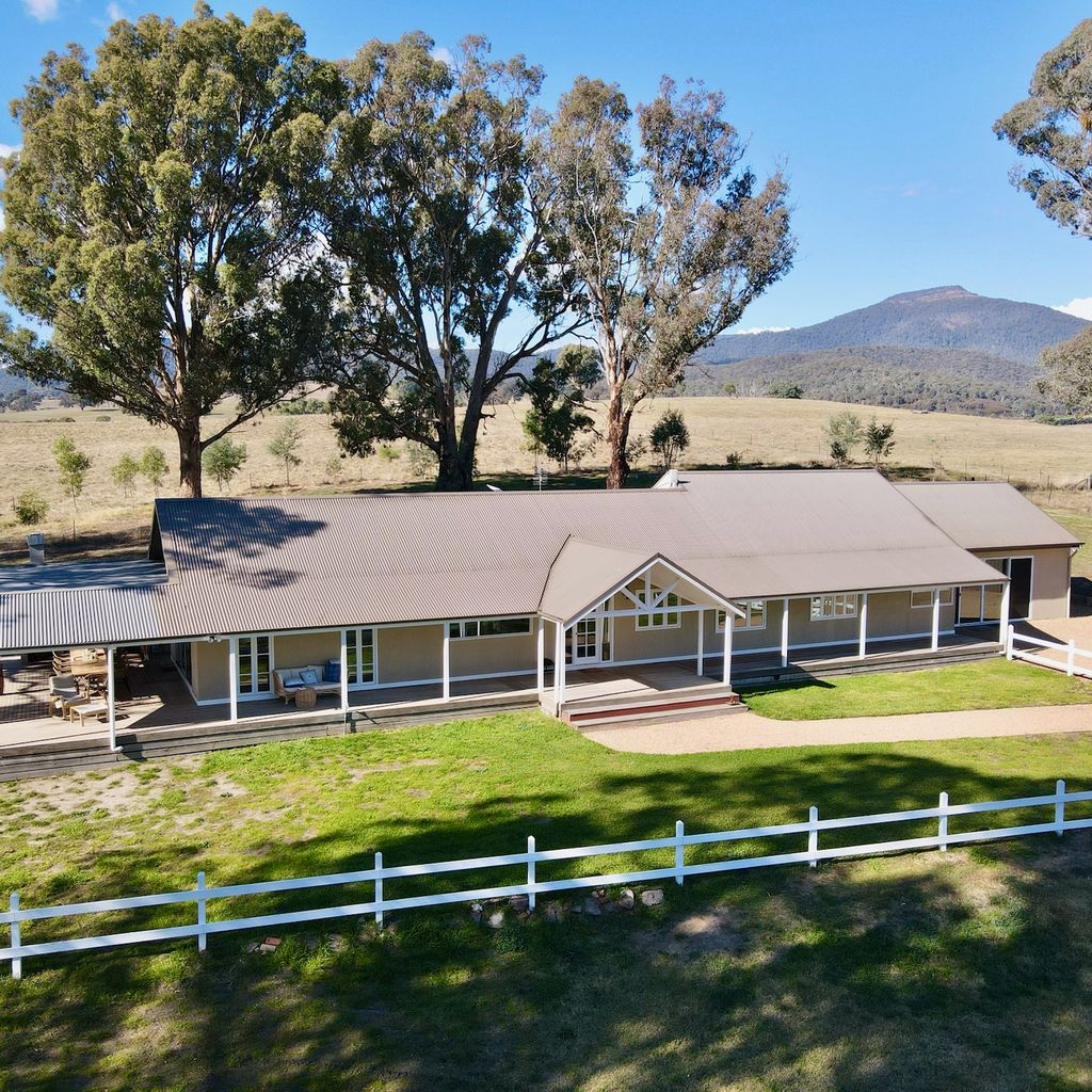 Merrigums – Merrijig – Sleeps 12