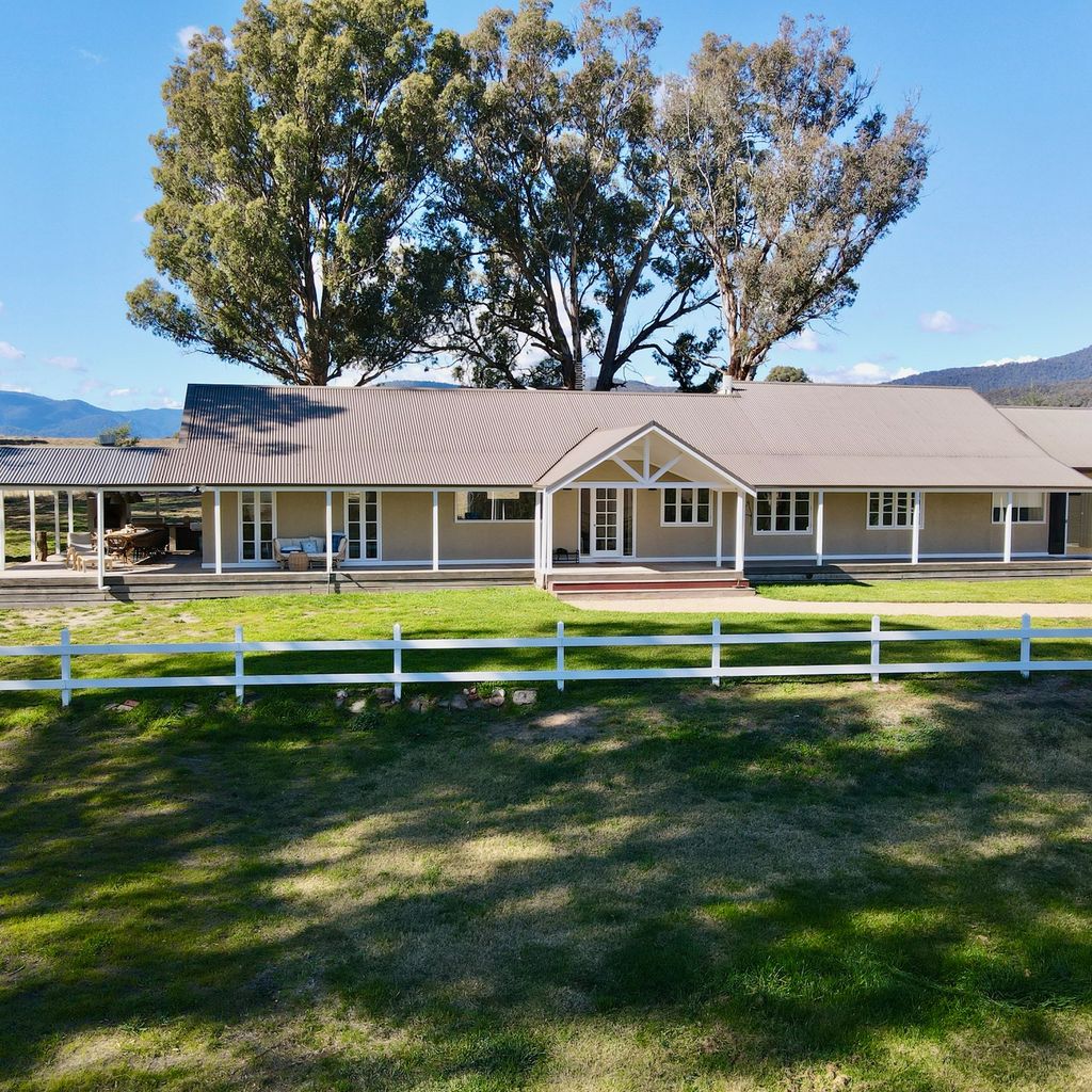 Merrigums – Merrijig – Sleeps 12