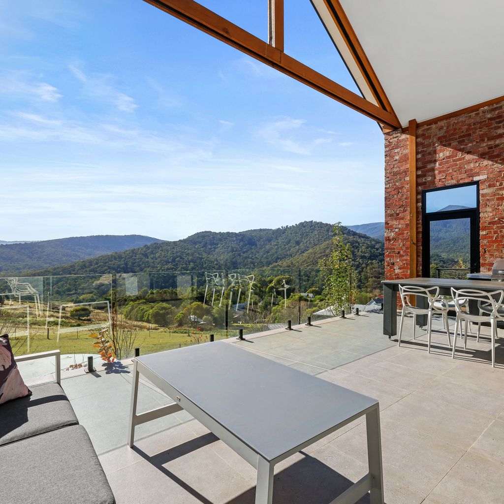 Black Tusk – Merrijig – Sleeps 8