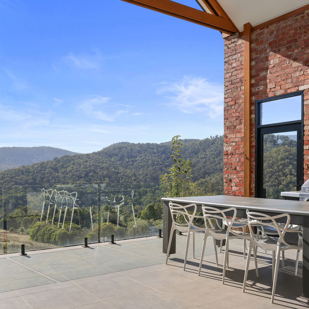 Black Tusk – Merrijig – Sleeps 8