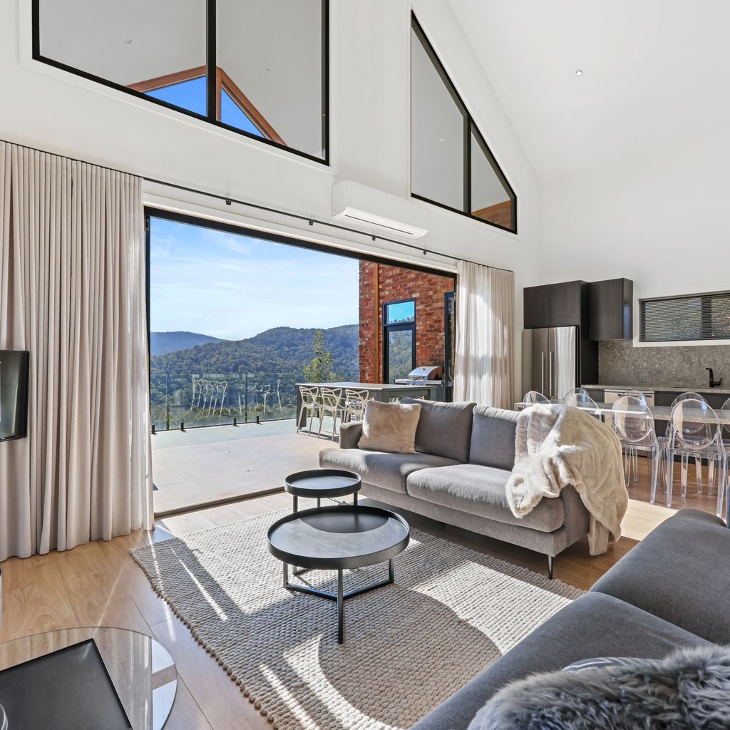 Black Tusk – Merrijig – Sleeps 8