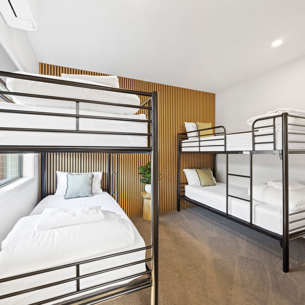 Station House – Mansfield – Sleeps 8