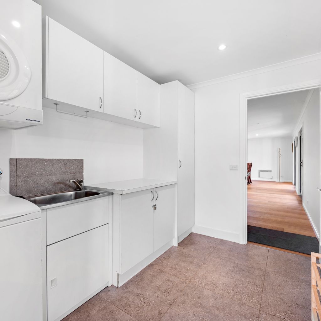 Kelly Creek Farm – Tolmie – Sleeps 10