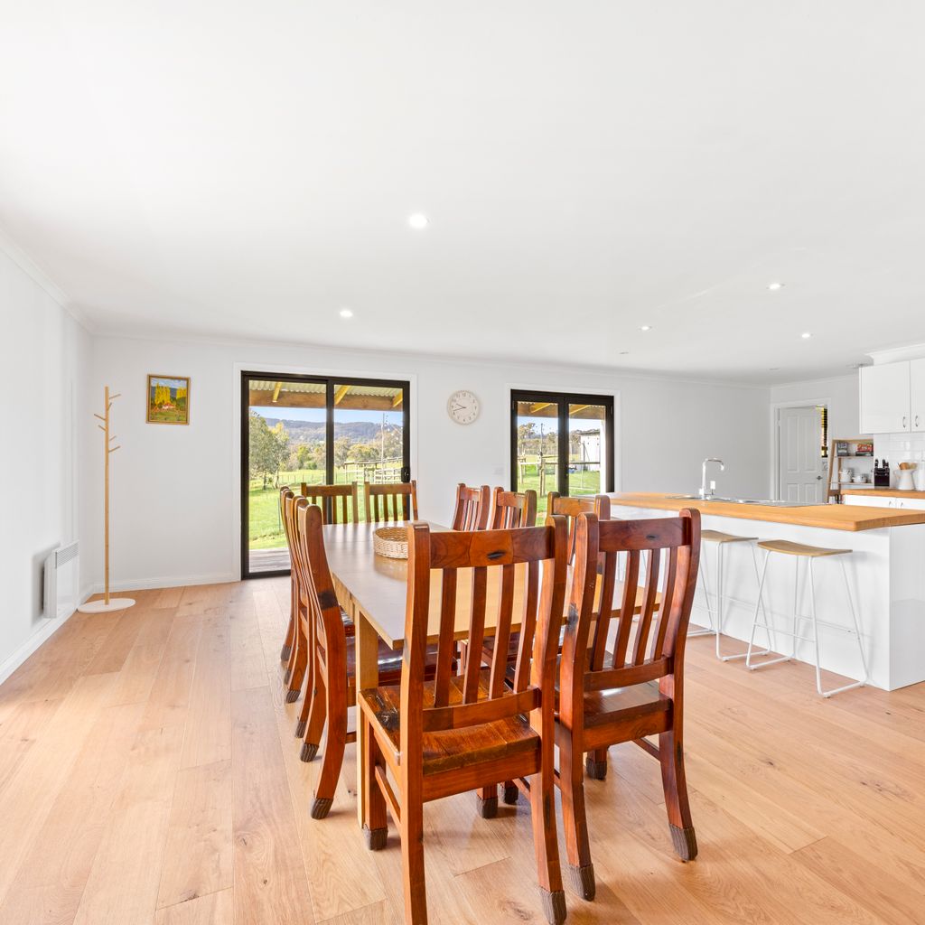 Kelly Creek Farm – Tolmie – Sleeps 10