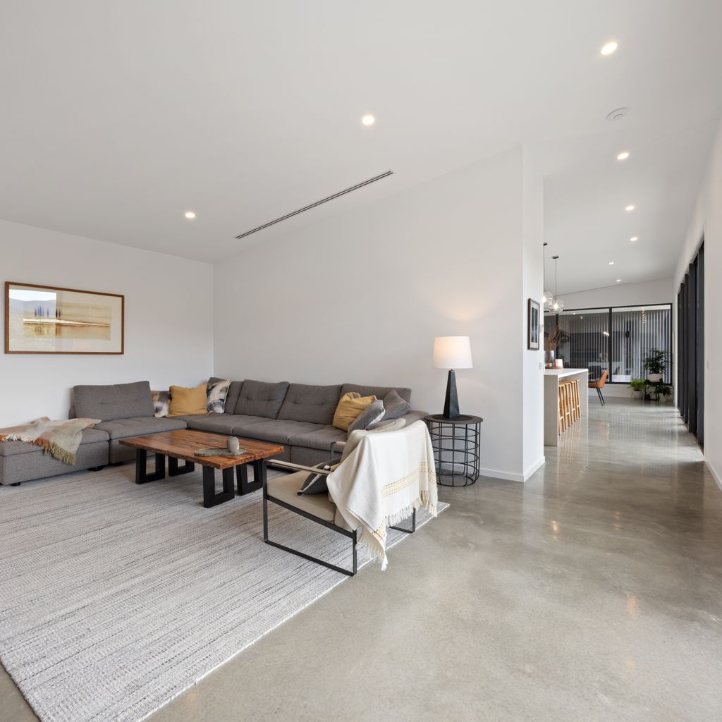 Tanderra 180 – Meaning “Resting Place” – Sleeps 12