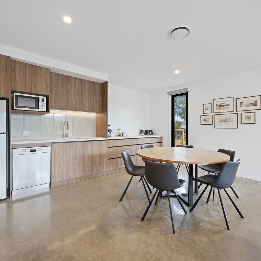 Tanderra 180 – Meaning “Resting Place” – Sleeps 12