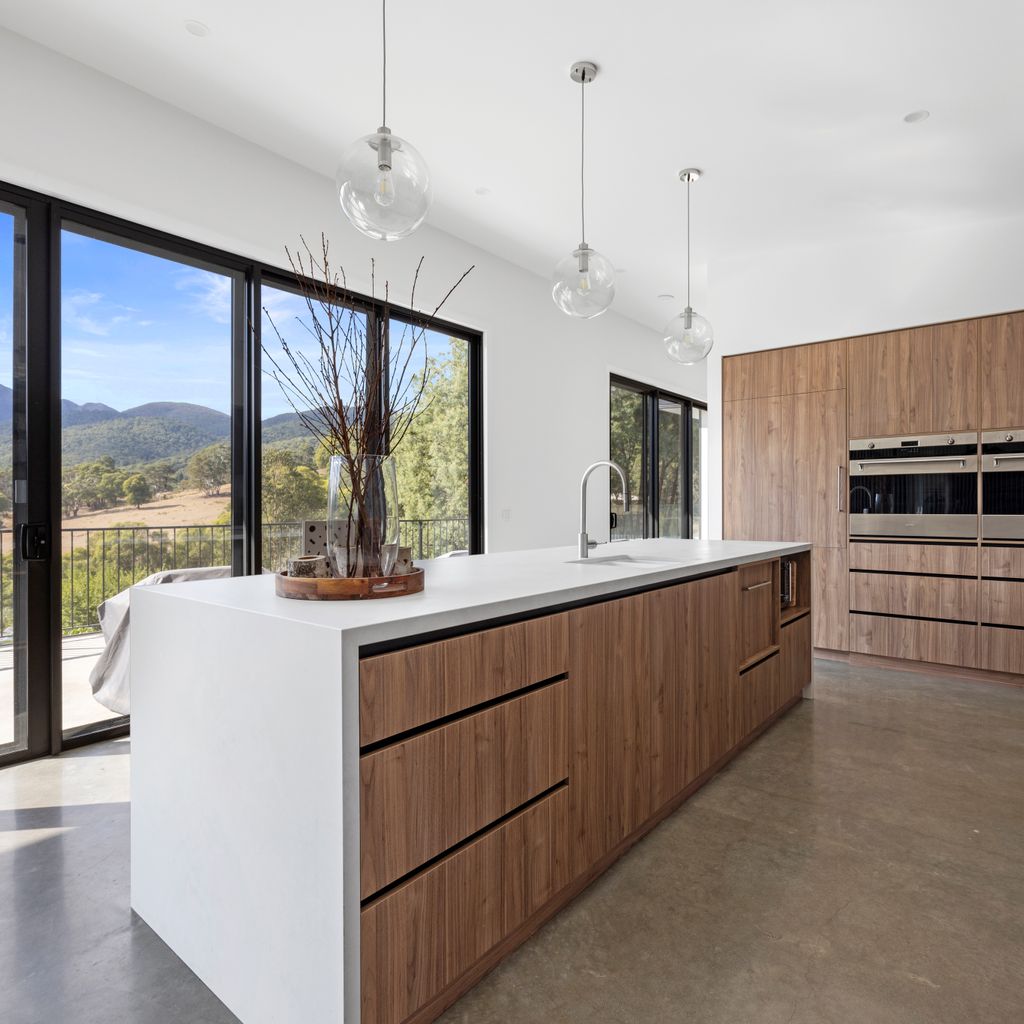 Tanderra 180 – Meaning “Resting Place” – Sleeps 12