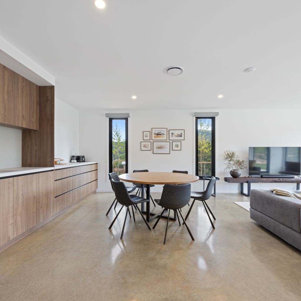 Tanderra 180 – Meaning “Resting Place” – Sleeps 12