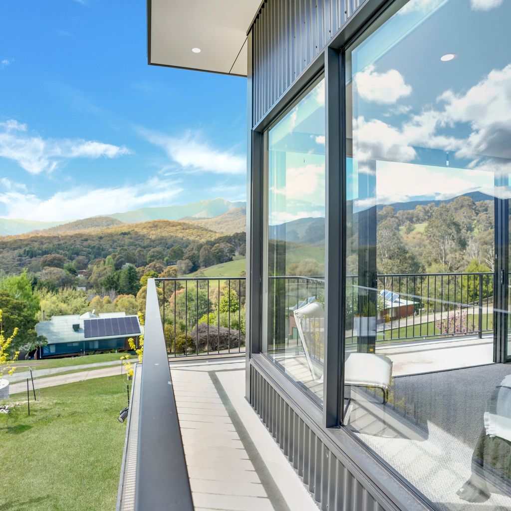 Tanderra 180 – Meaning “Resting Place” – Sleeps 12