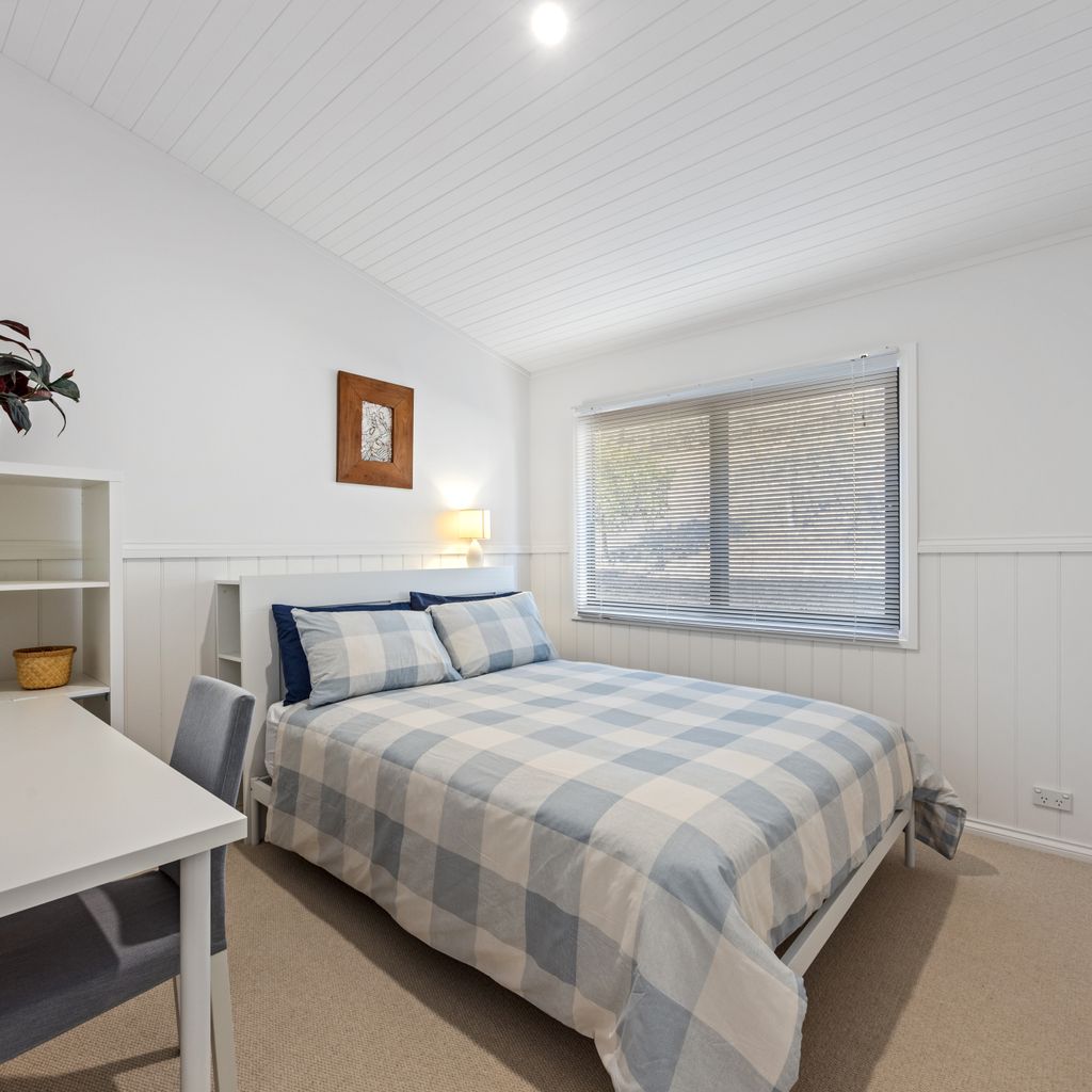 Stoneleigh Rise – Mansfield – Sleeps 12