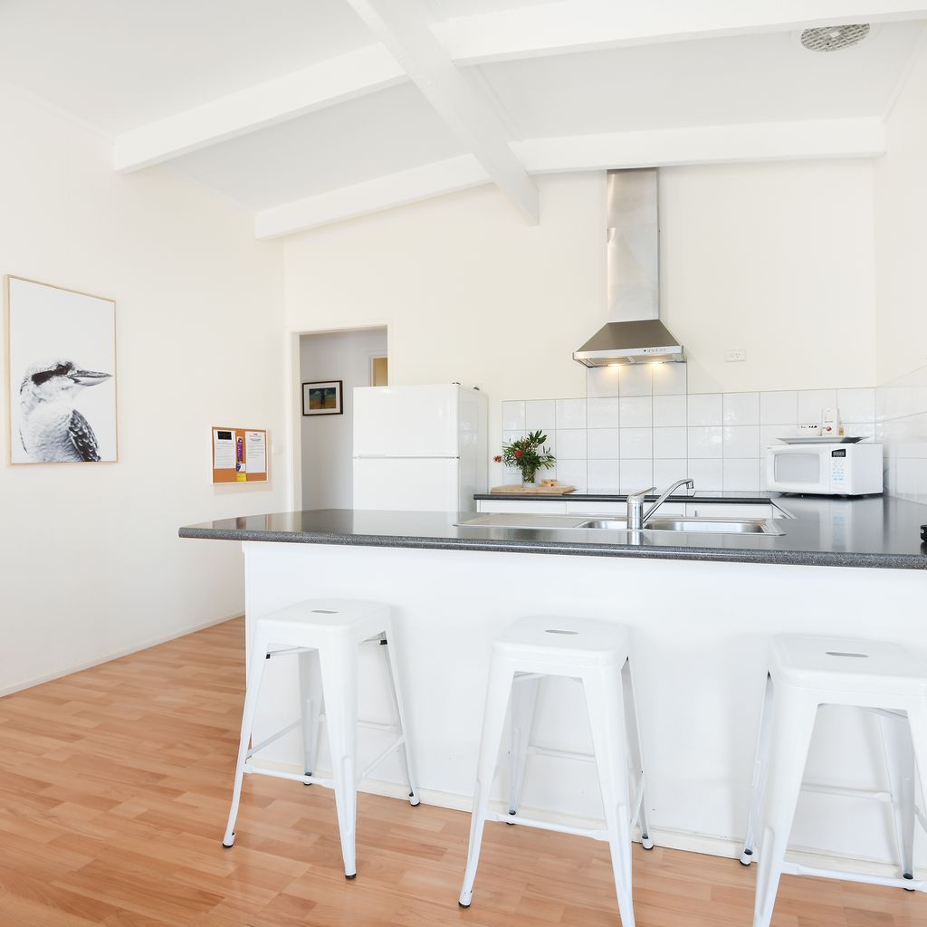 Redgum Apartment – Merrijig – Sleeps 7