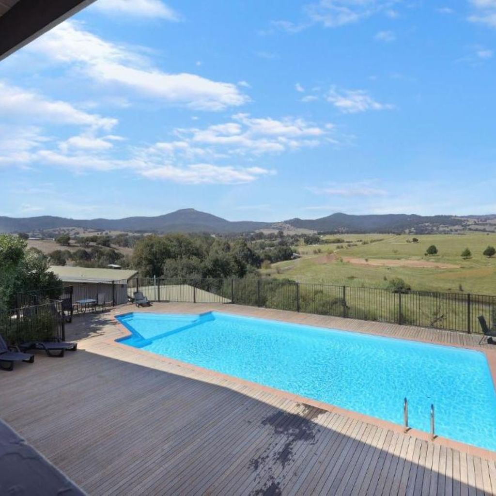 Redgum Apartment – Merrijig – Sleeps 7