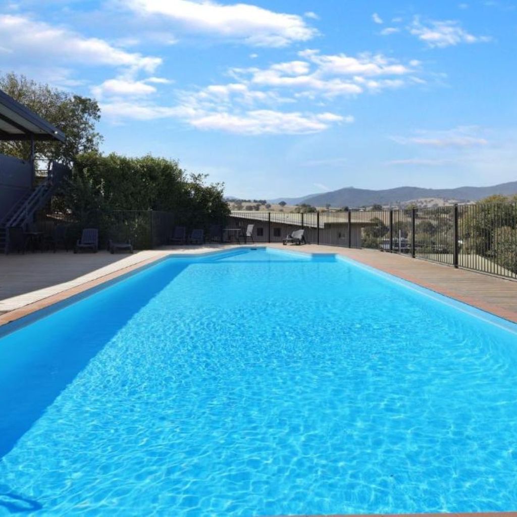 Redgum Apartment – Merrijig – Sleeps 7