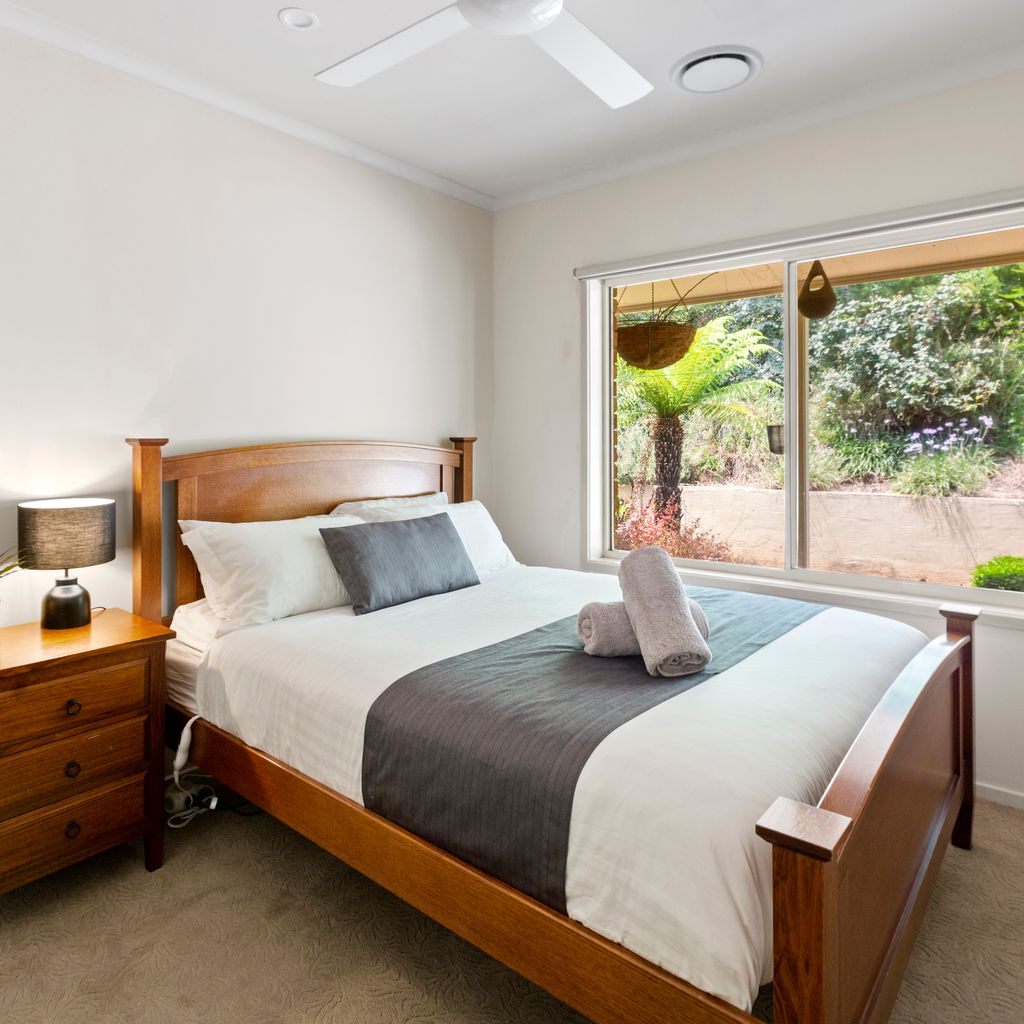 Monkey Gully Retreat – Pool – Mansfield – Sleeps 9