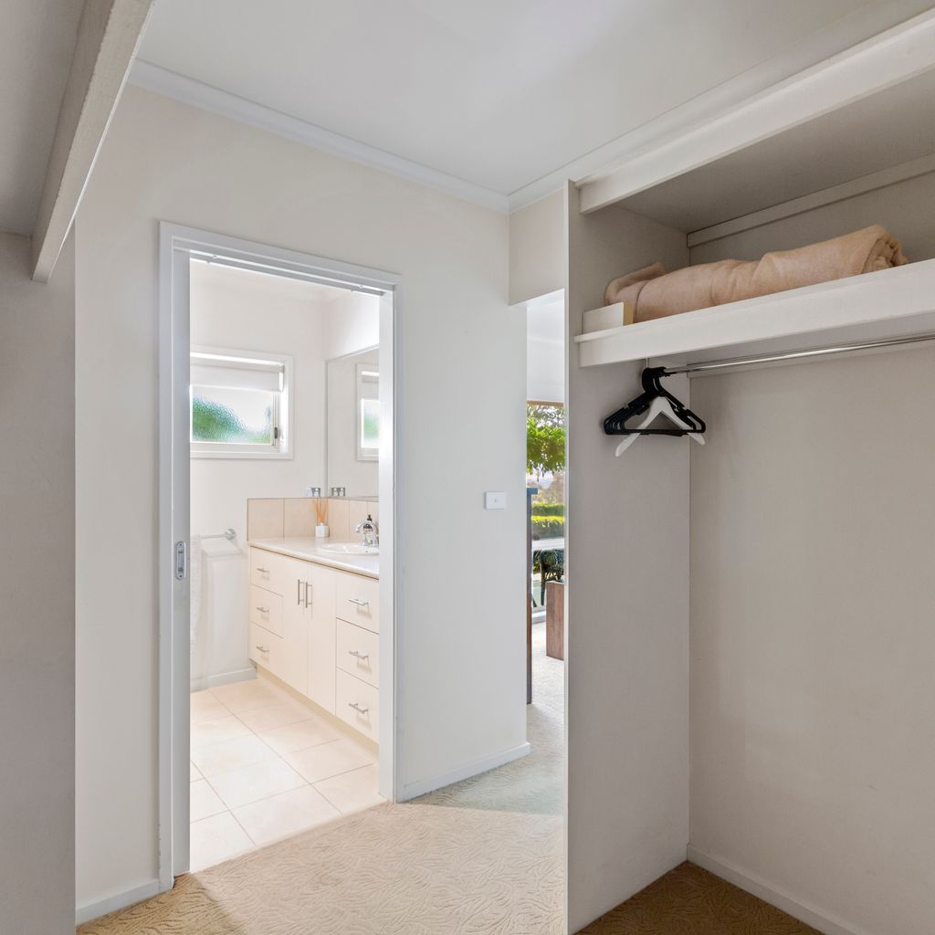 Monkey Gully Retreat – Pool – Mansfield – Sleeps 9