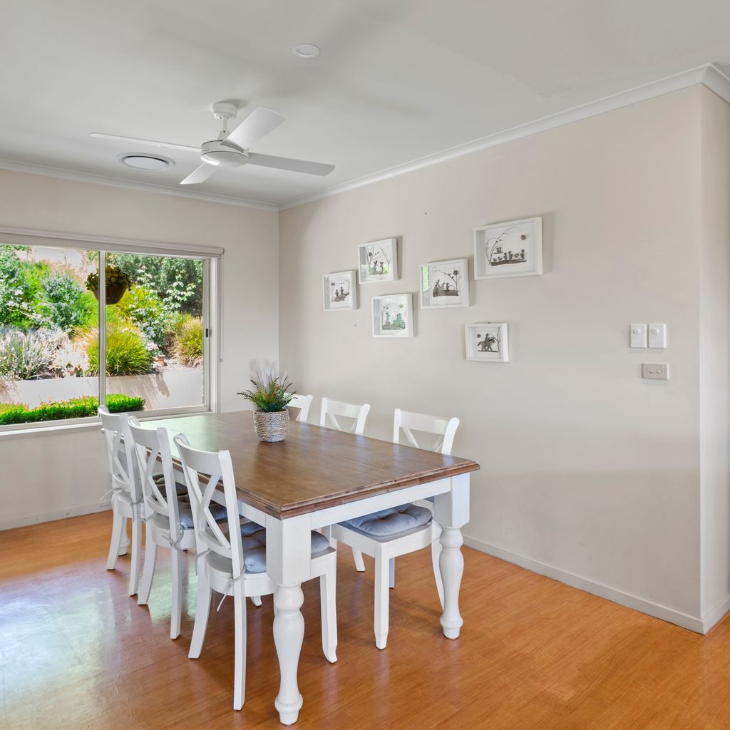 Monkey Gully Retreat – Pool – Mansfield – Sleeps 9