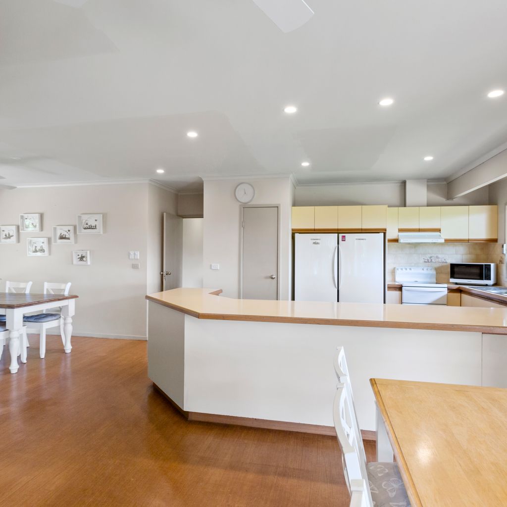 Monkey Gully Retreat – Pool – Mansfield – Sleeps 9