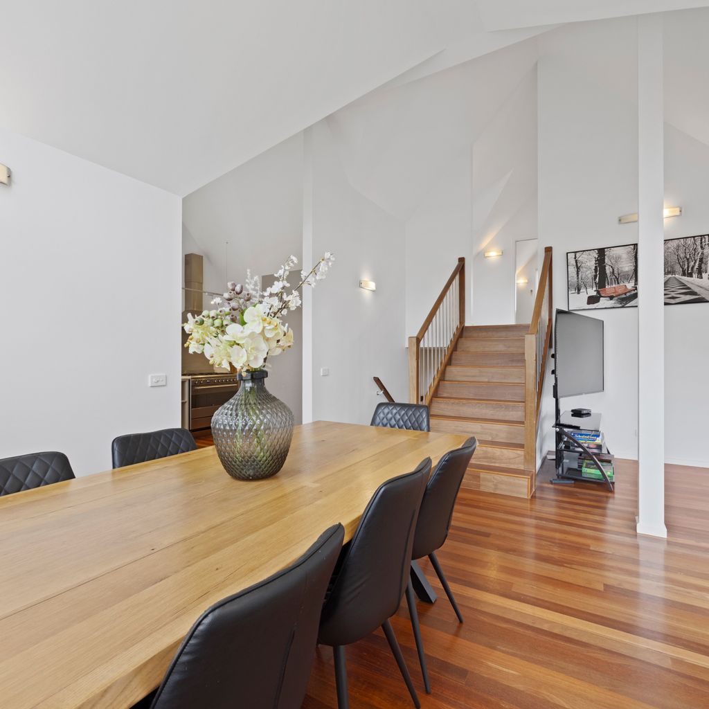 Jarrah Lodge – Sleeps 10 – Merrijig