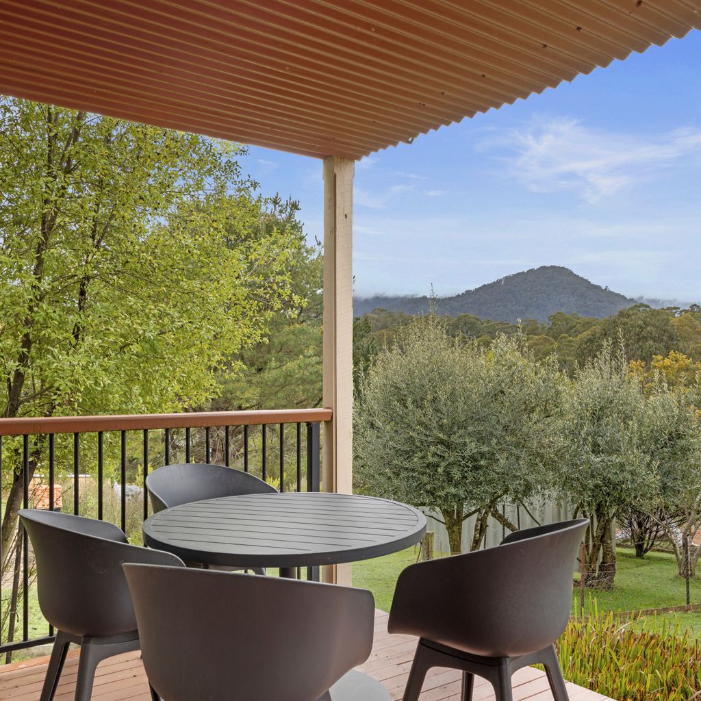 Jarrah Lodge – Sleeps 10 – Merrijig