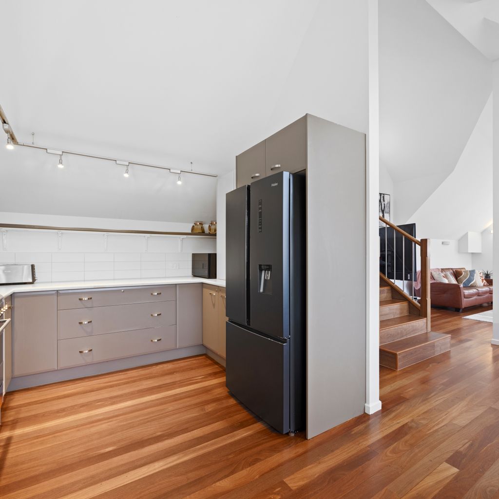 Jarrah Lodge – Sleeps 10 – Merrijig