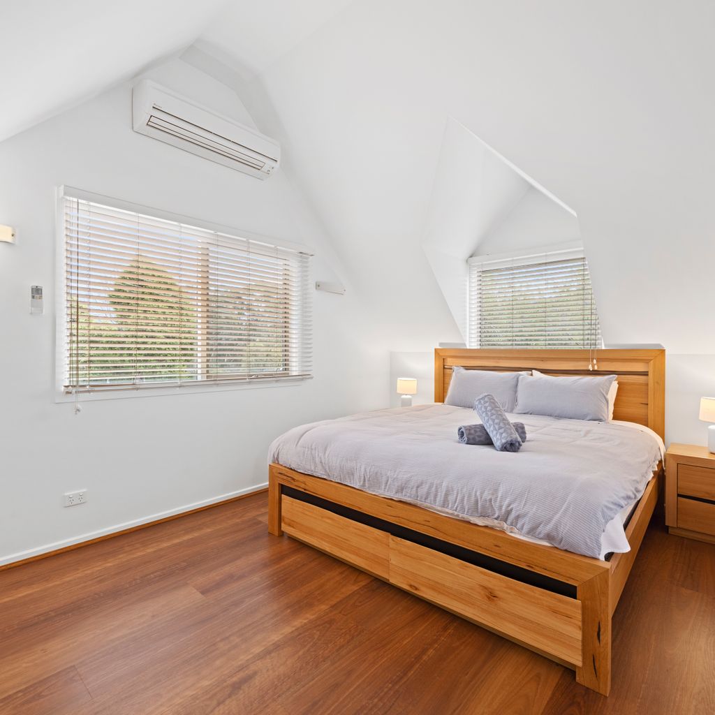 Jarrah Lodge – Sleeps 10 – Merrijig