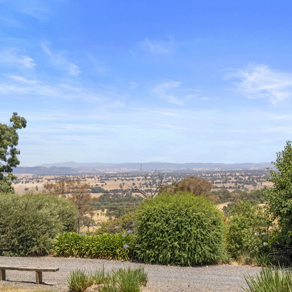 Country Escape | 3BR Home with Panoramic Views