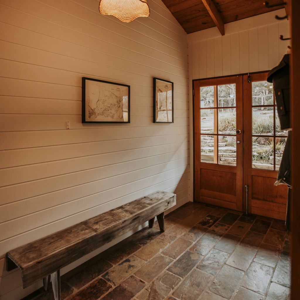 Country Escape on 23 Acres | 3BR Home with Panoramic Views