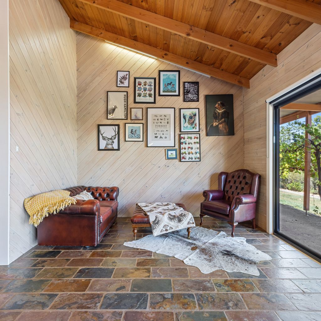 Country Escape | 3BR Home with Panoramic Views