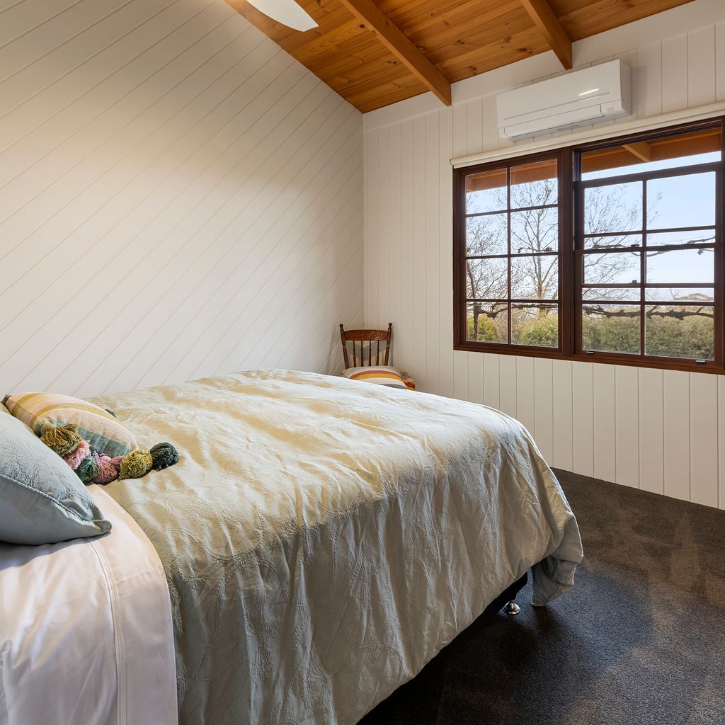 Country Escape on 23 Acres | 3BR Home with Panoramic Views