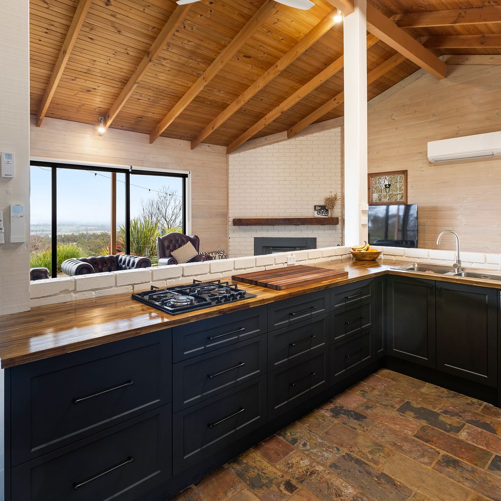 Country Escape on 23 Acres | 3BR Home with Panoramic Views
