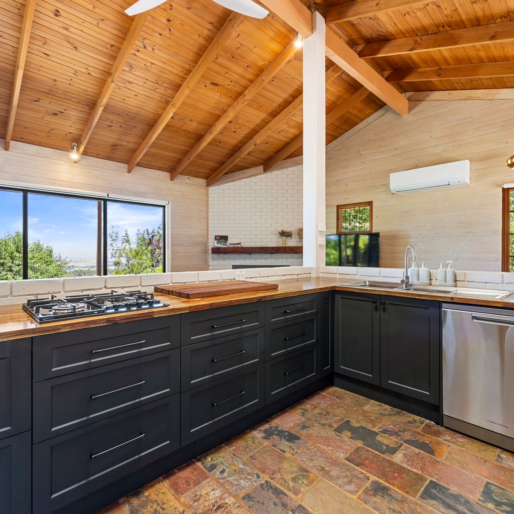 Country Escape | 3BR Home with Panoramic Views