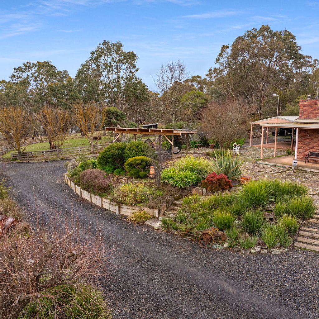 Country Escape on 23 Acres | 3BR Home with Panoramic Views