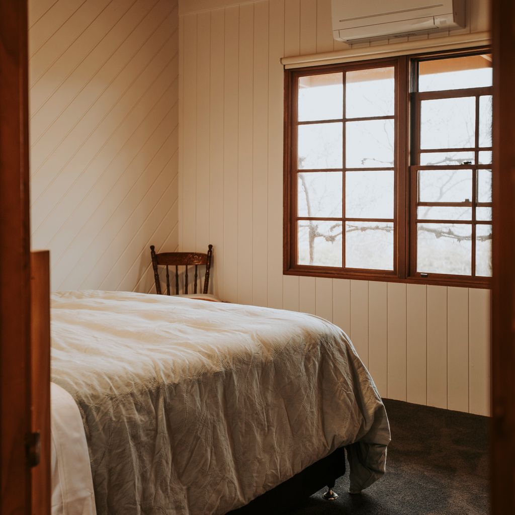 Country Escape on 23 Acres | 3BR Home with Panoramic Views