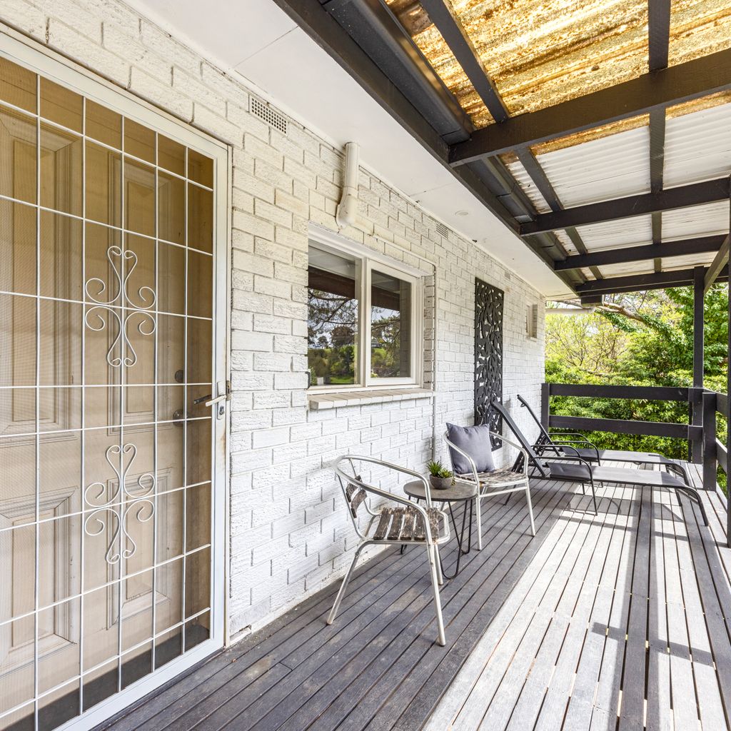 Serene 2BR Retreat in Goughs Bay – Steps from Nature & Water