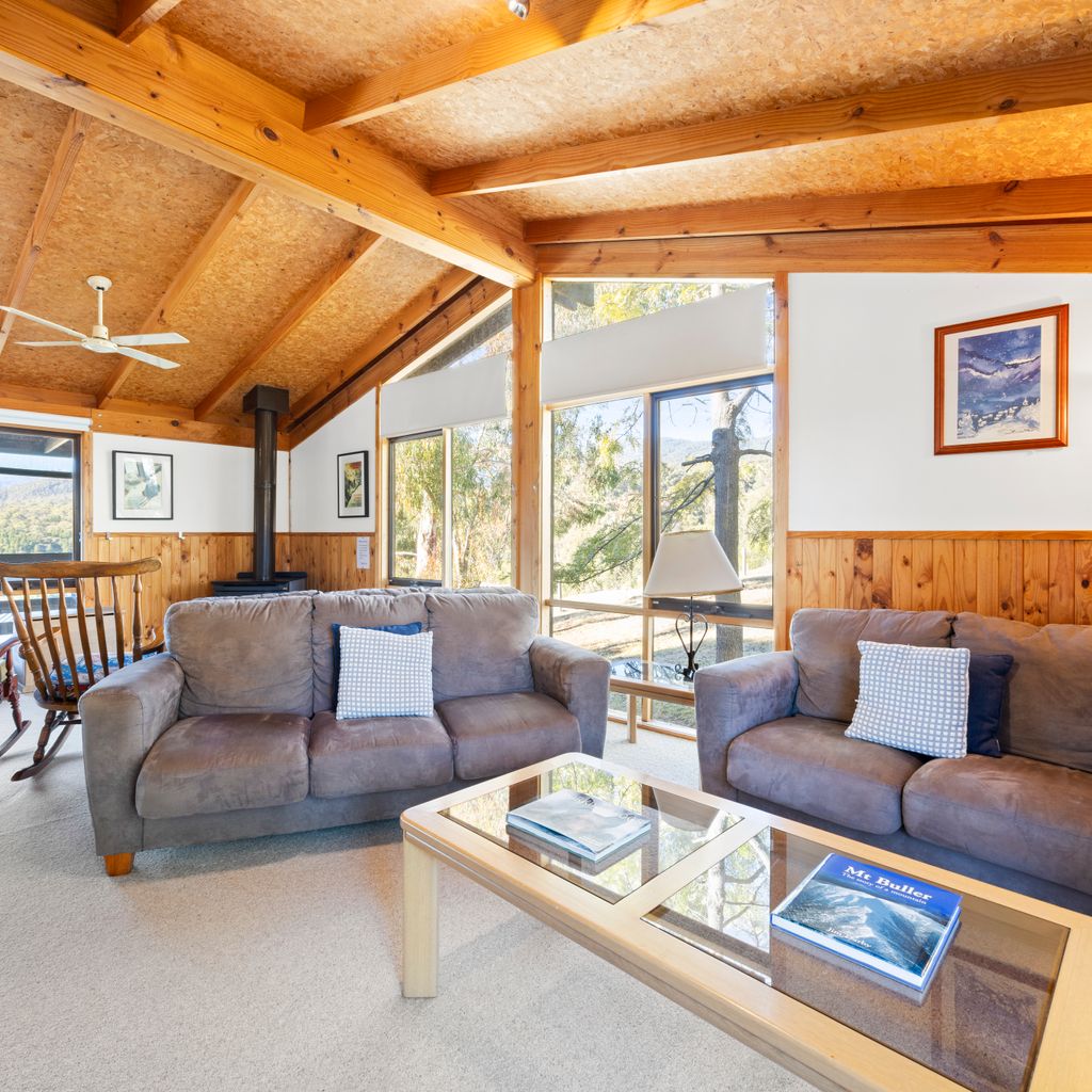 Alpine Vista with Stunning Mt Buller Views