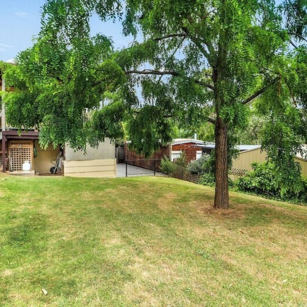 Lakeview Retreat Bonnie Doon – Sleeps 12