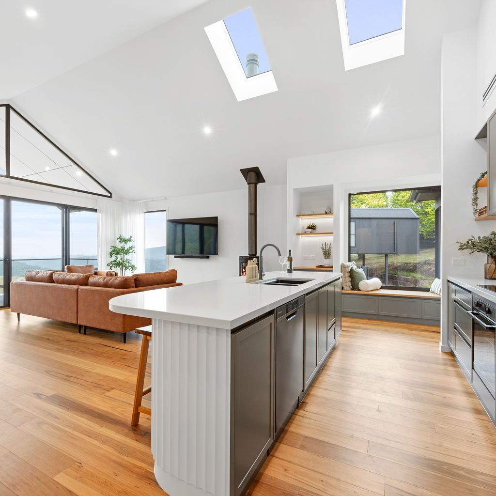 The Pinnacle – Sleeps 10 – Merrijig