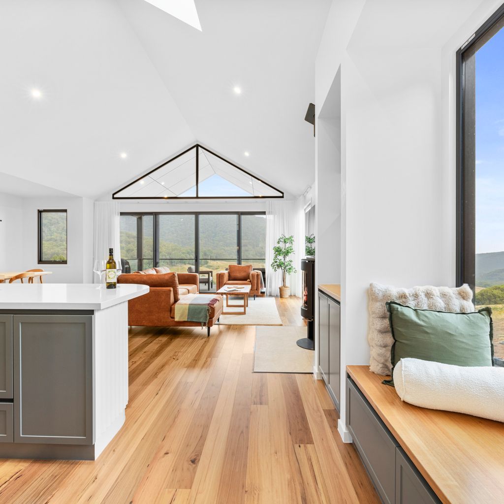 The Pinnacle – Sleeps 10 – Merrijig