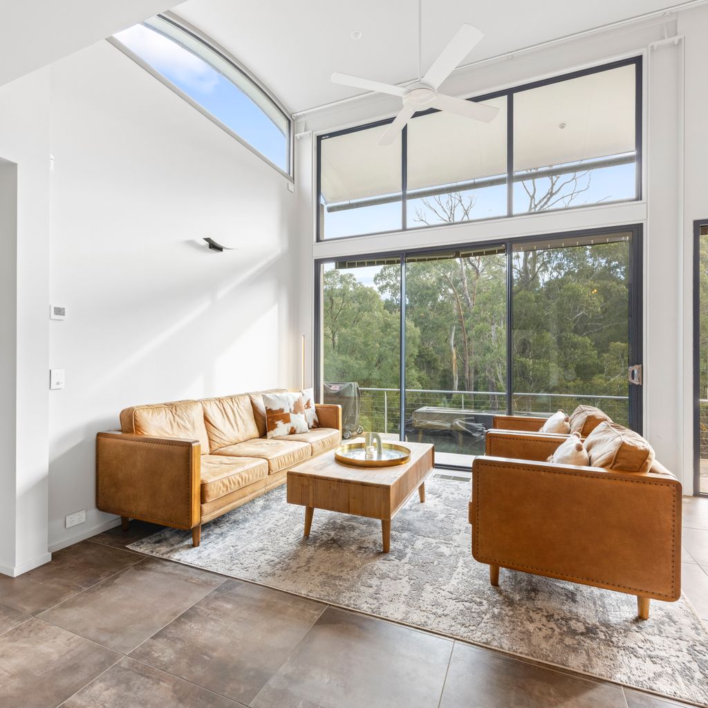 Riverfront Alpine Retreat – Mt Buller Gateway – Sleeps 10