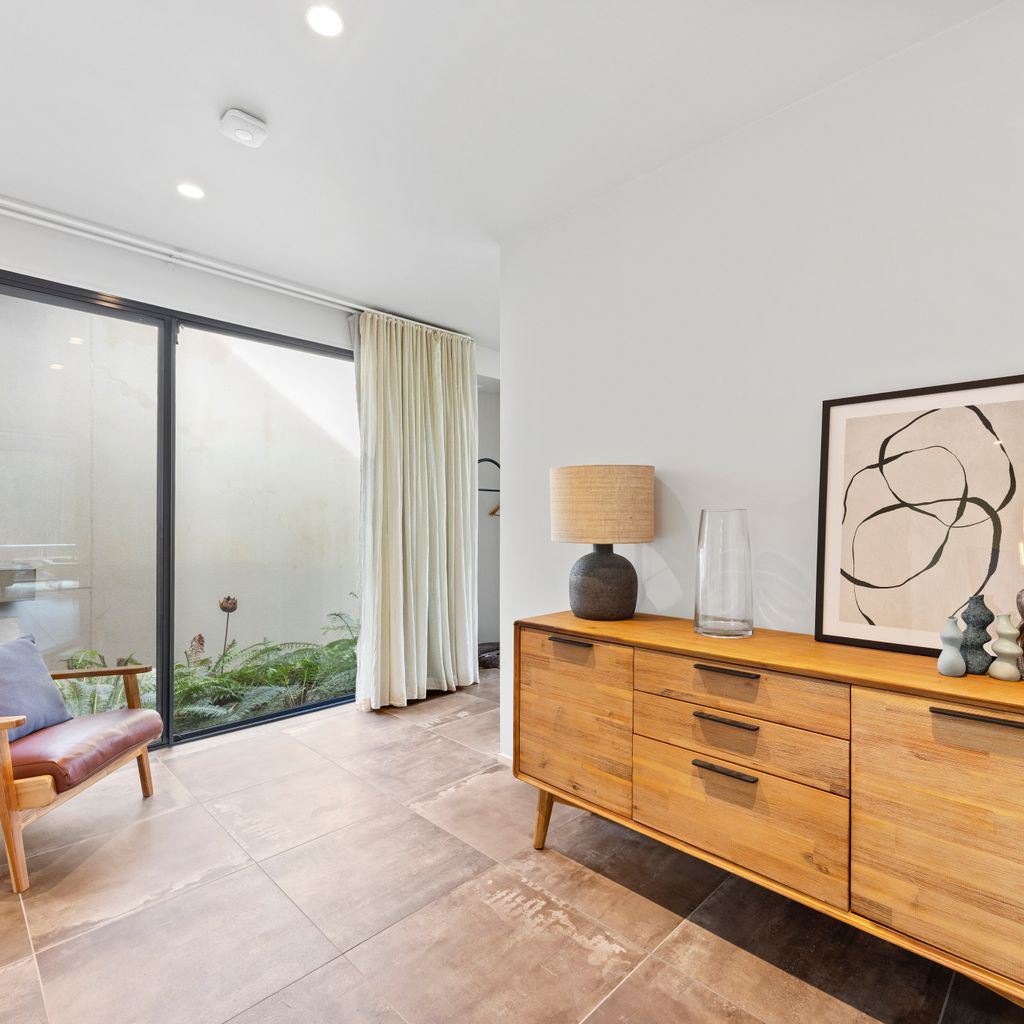 Riverfront Alpine Retreat – Mt Buller Gateway – Sleeps 10